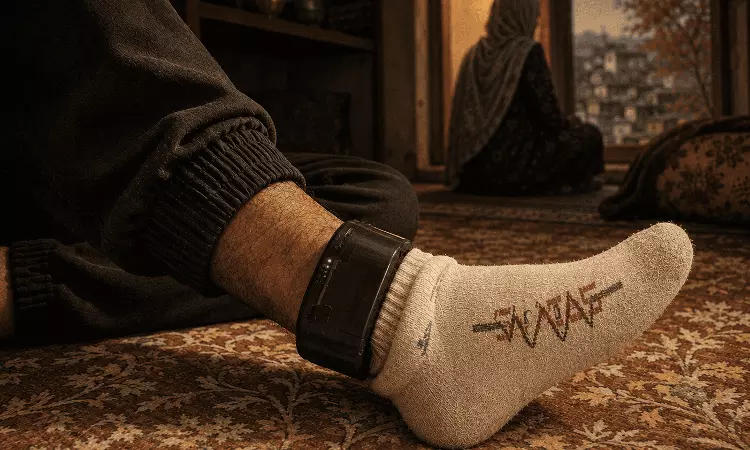 Virtual Custody: Kashmirs GPS Ankle Monitors Are Haunting Homes Virtual Custody: Kashmirs GPS Ankle Monitors Are Haunting Homes